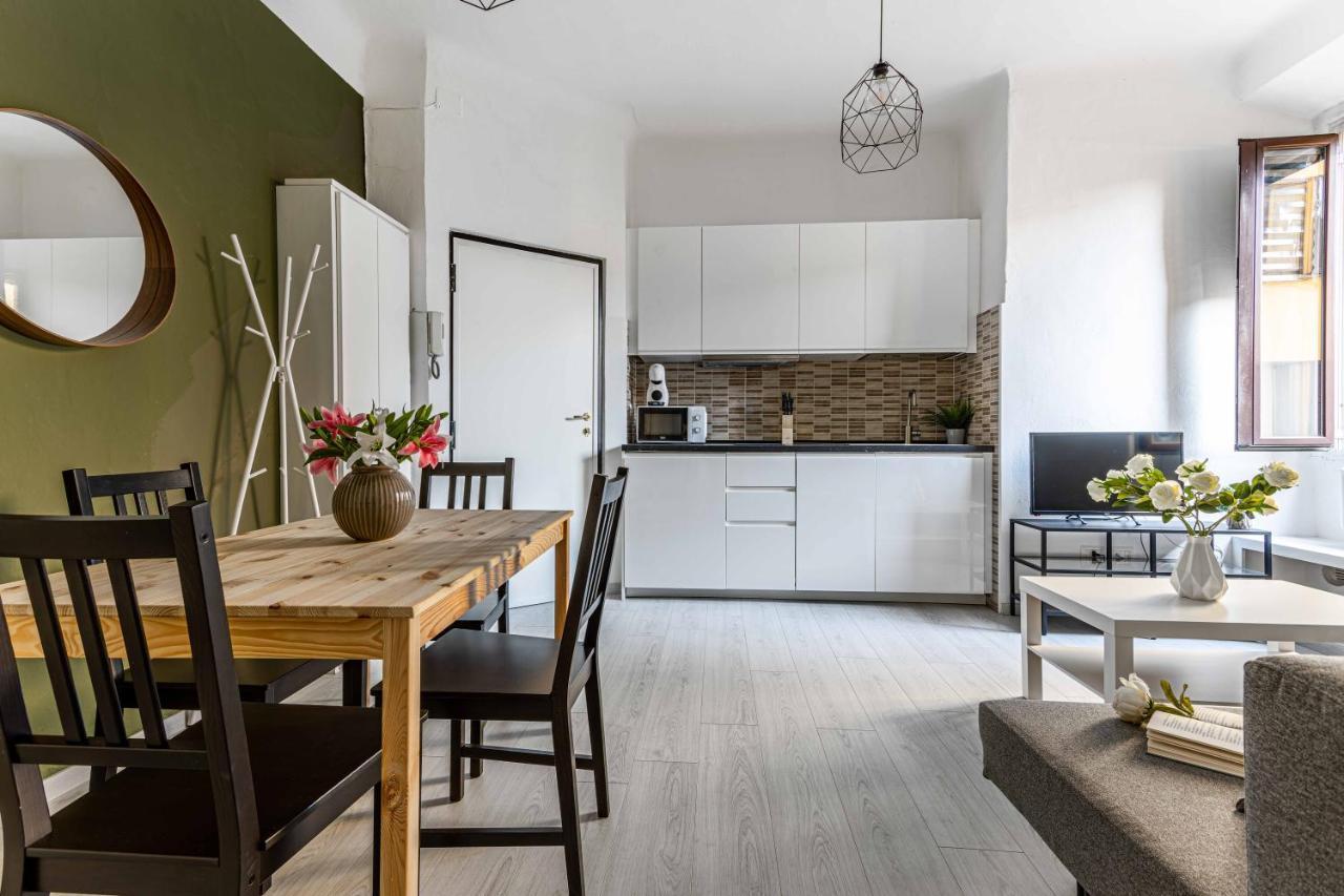 Joivy Cosy 1-bed Flat In Navigli Milano